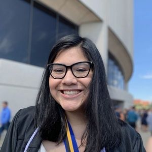 Meet your Posher, Julisa